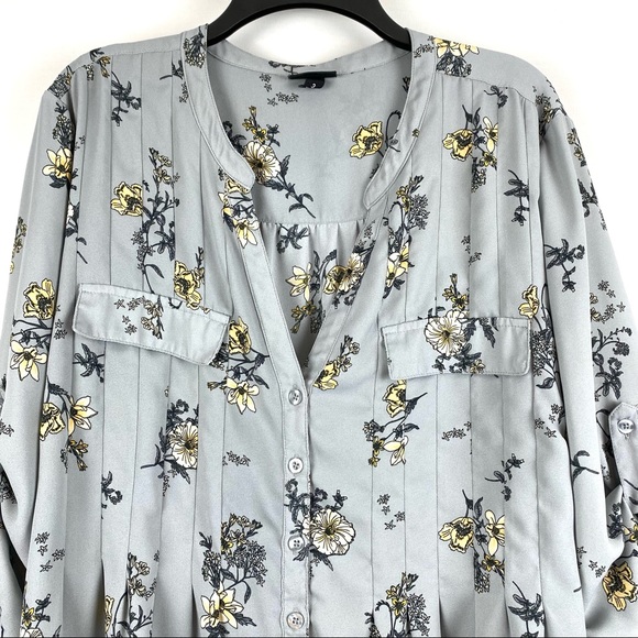 Torrid Gray Floral Babydoll Button Down Tunic EUC - Picture 4 of 13